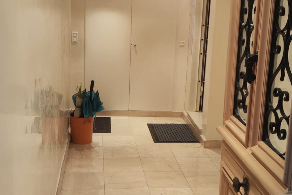 Condamine – 2-Room Duplex – Rue du Castelleretto