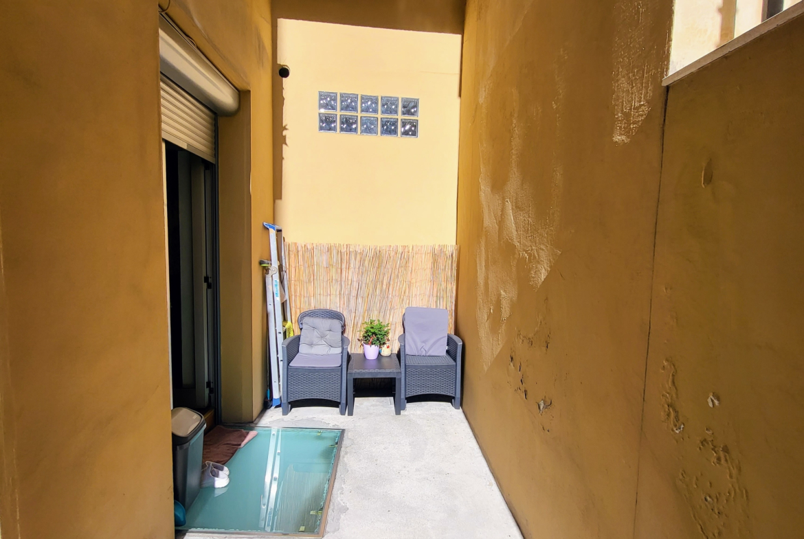 Condamine – 2-Room Duplex – Rue du Castelleretto