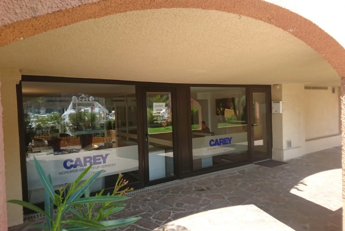 Quartier Fontvieille – Quiet offices overlooking gardens