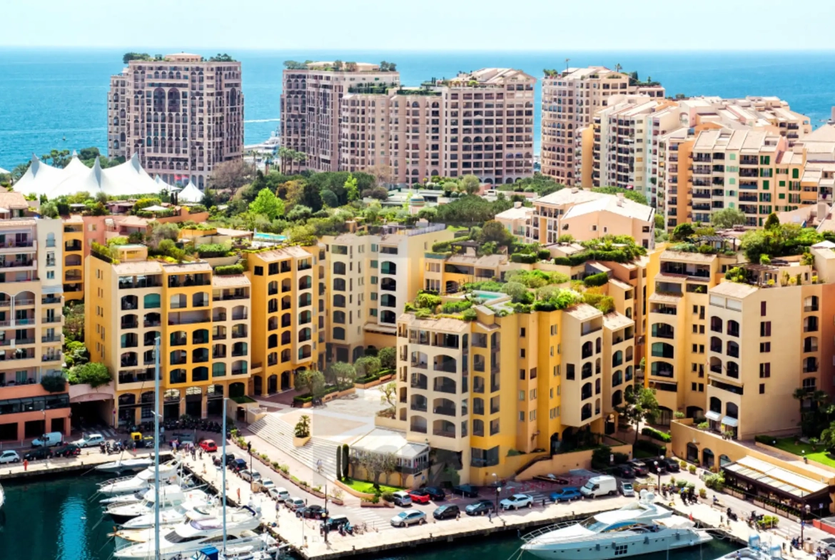 Quartier Fontvieille – Quiet offices overlooking gardens