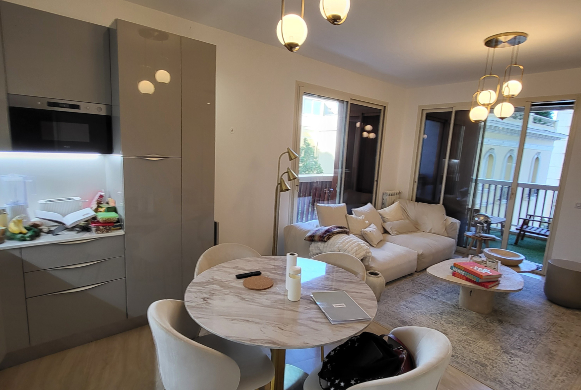 “LE GRANADA” 2 ROOMS REFURBISHED
