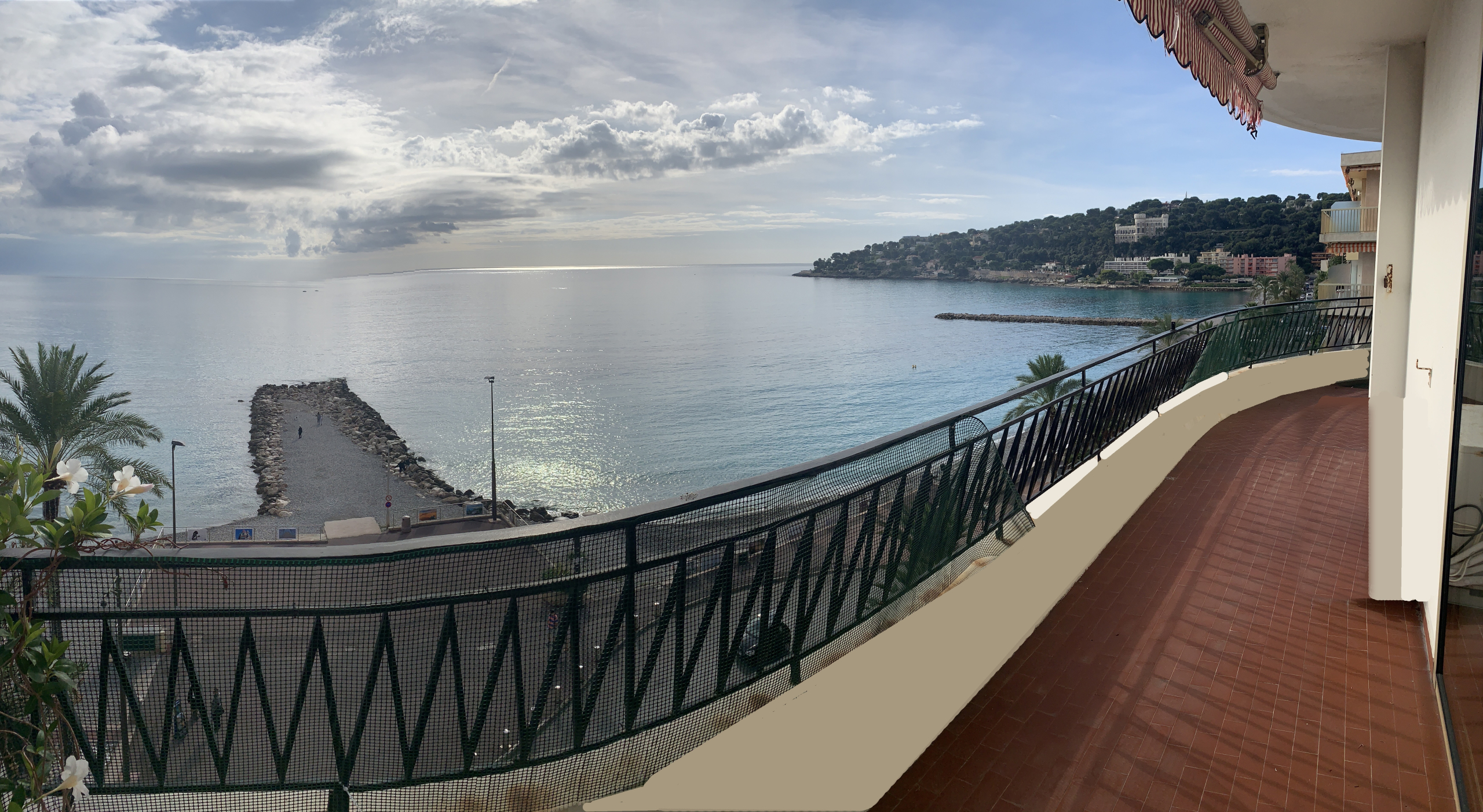 1-1741076071 ROQUEBRUNE CAP MARTIN FOR SALE 3 P SEA FRONT