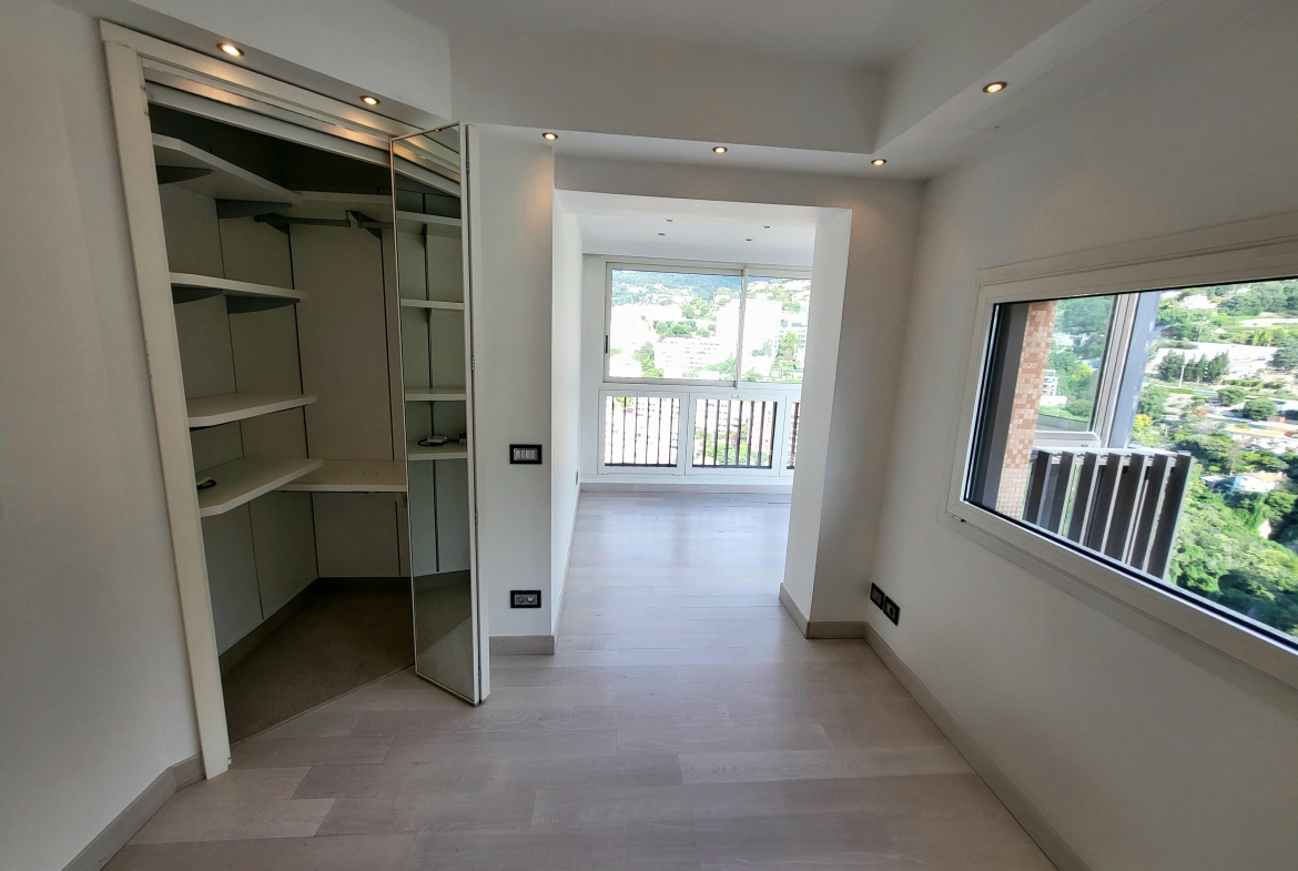 Magnifique Duplex à la vente au Parc Saint Roman