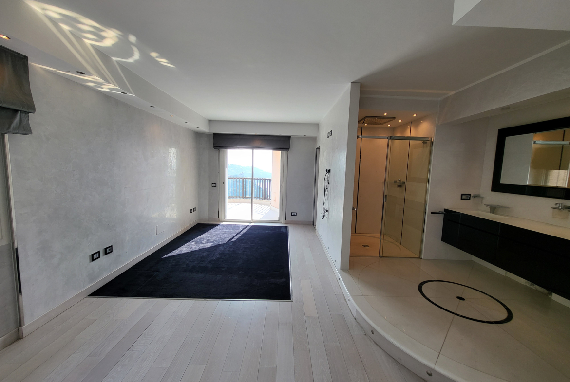 Magnifique Duplex à la vente au Parc Saint Roman