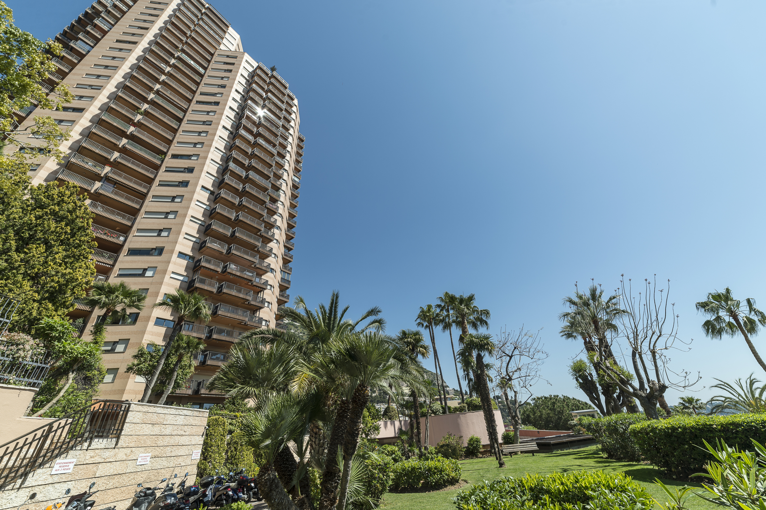 parc-saint-roman-7523 Magnificent Duplex for sale in Parc Saint Roman