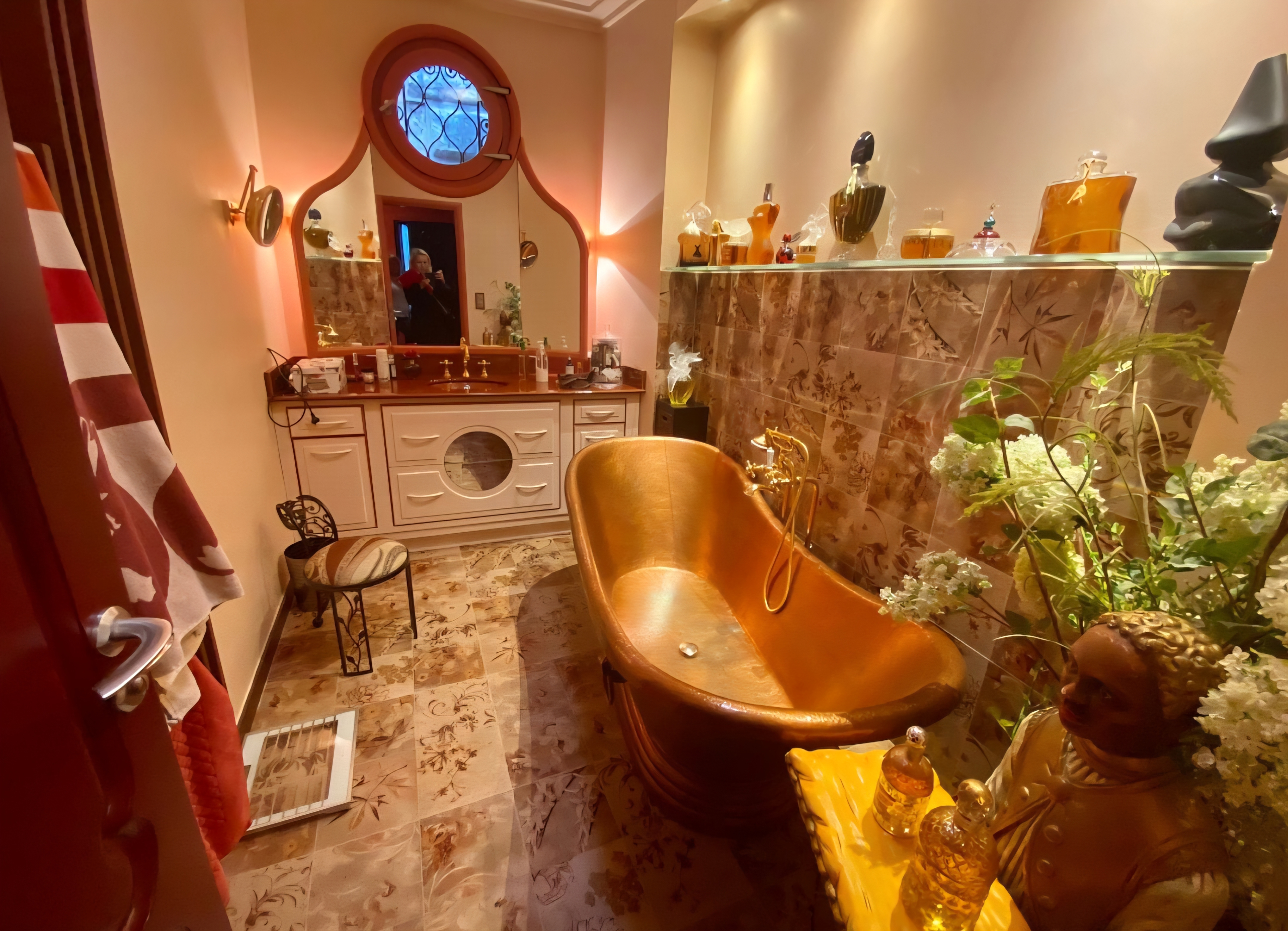 screenshot-20250904-090449-whatsapp-1756992731 Prestigious address: unique villa with pool and green spaces in Monaco